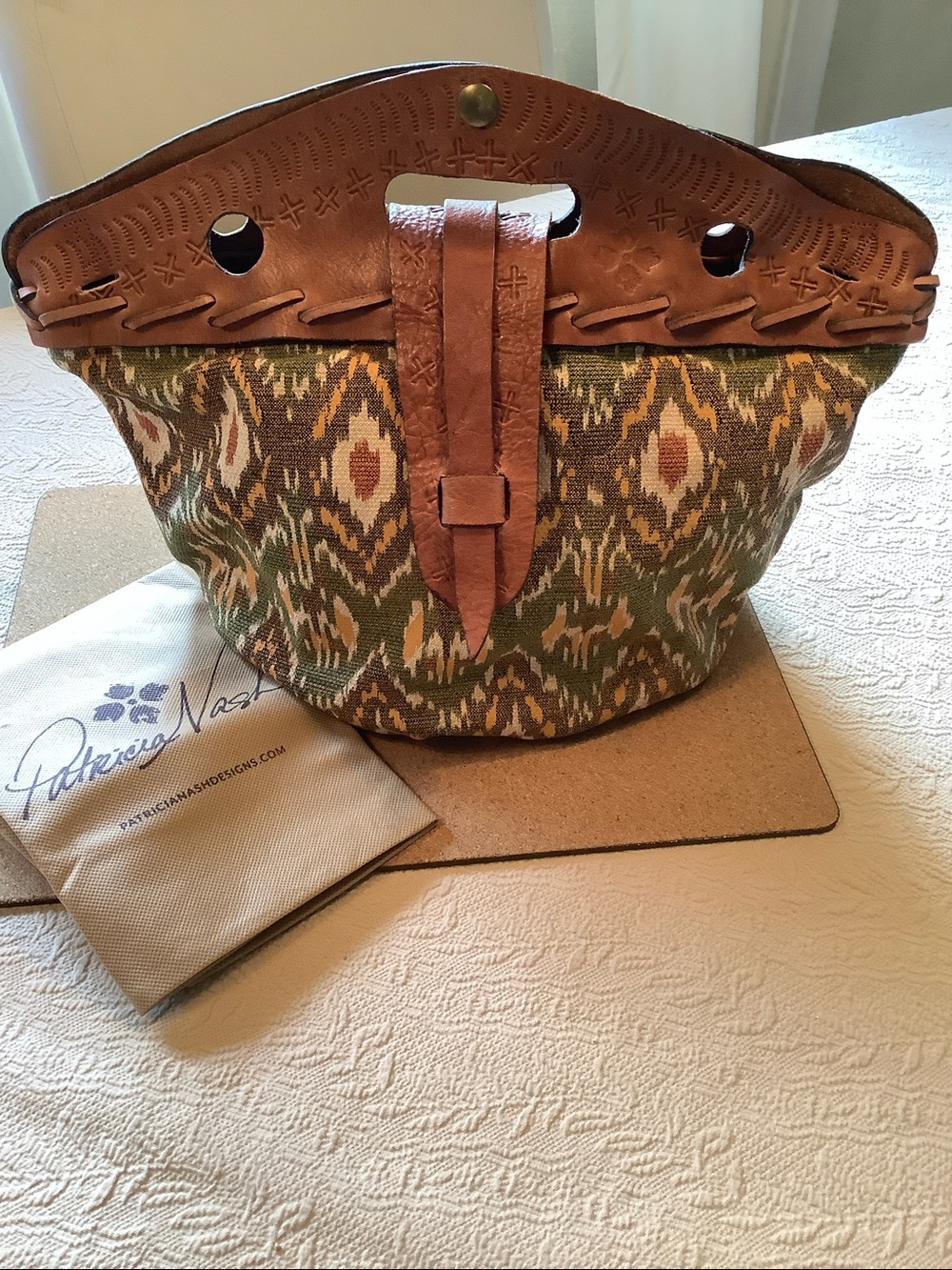 Patricia Nash Ikat Fabric & Leather Clutch Tote Bag - Picture 2 of 11